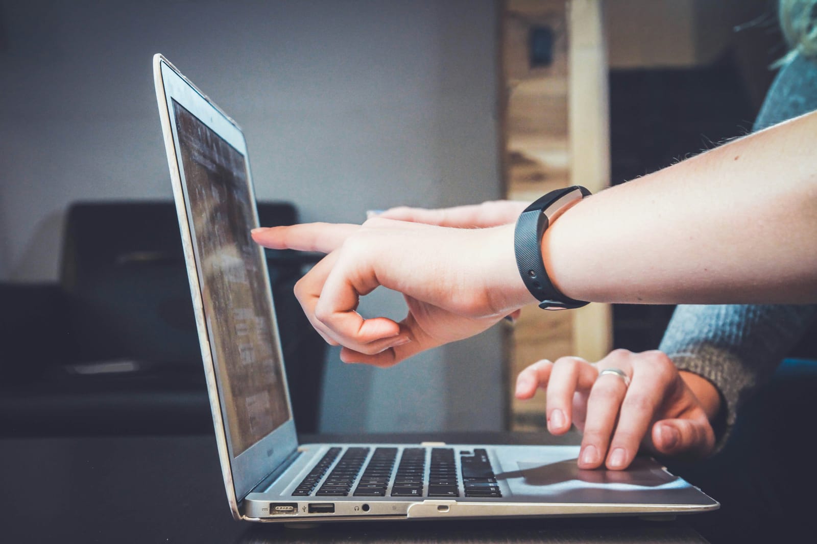 Using Technology to Manage Business Partnerships: A Complete Guide