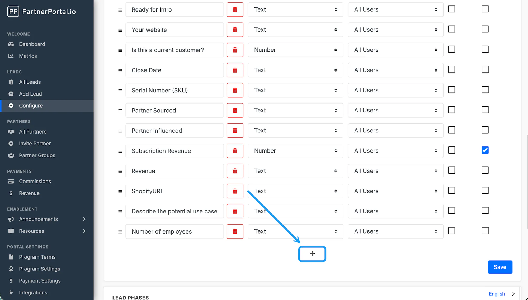 The HubSpot Deal object with the custom-fields section expanded.