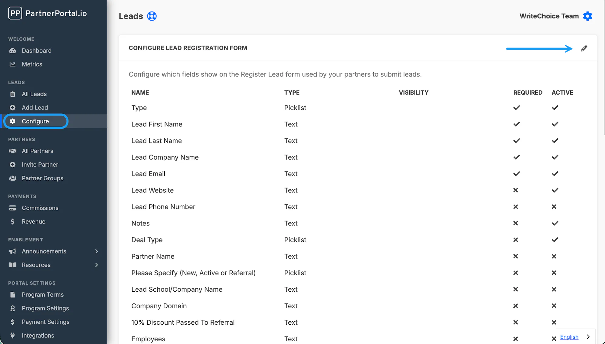 The lead registration form editor with a custom field added and active.